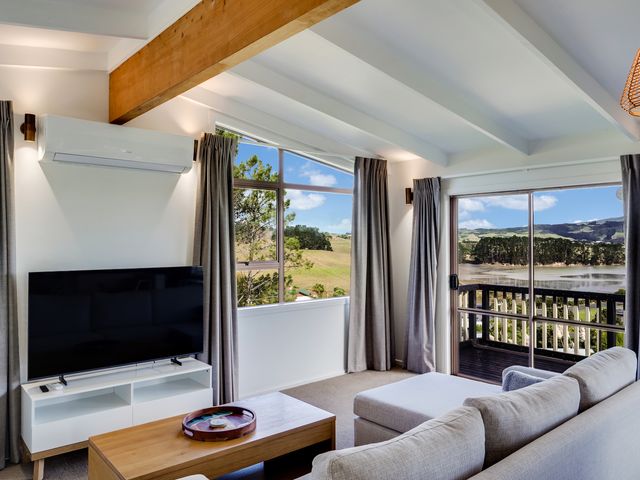 Kaitoke Vista - Raglan Holiday Home - 1202702 - photo 5