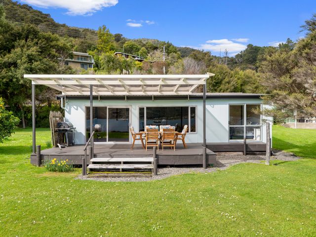 Sounds Serenity - Marlborough Sounds Holiday Home - 1204371 - photo 2