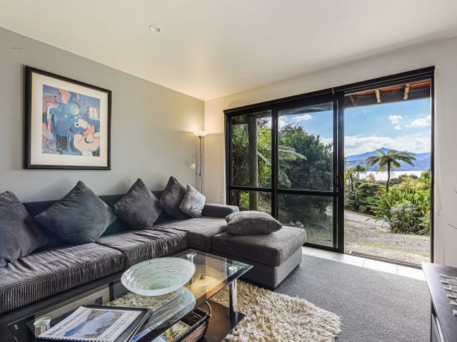 Champagne Tui - Moetapu Bay Holiday Home - 1204820 - photo 5
