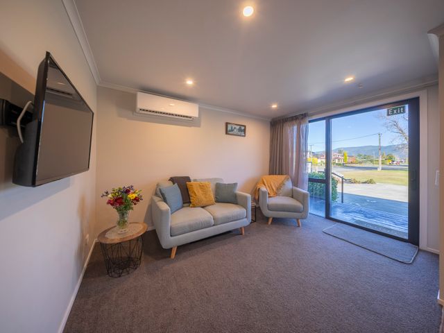 Dusky Mustering Unit - Te Anau Holiday Home - 1205261 - photo 3