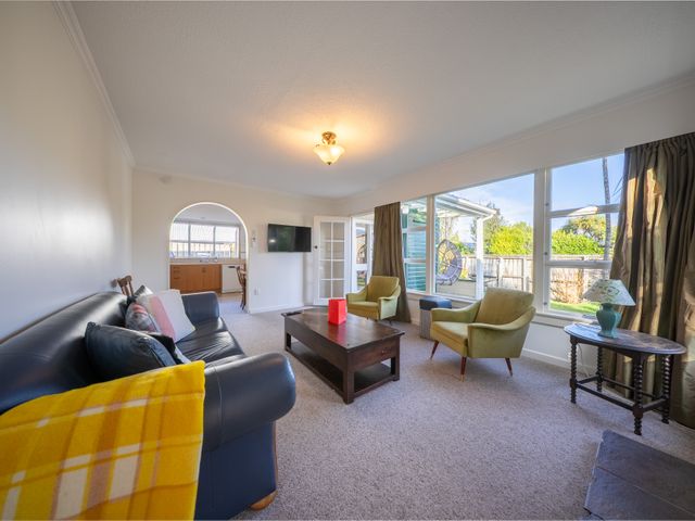 The Green House - Te Anau Holiday Home - 1206056 - photo 3