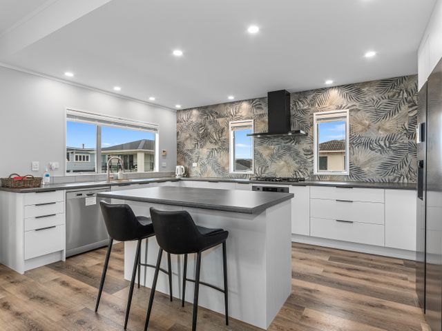 Seaside Getaway - Ruakaka Holiday Home - 1206975 - photo 3