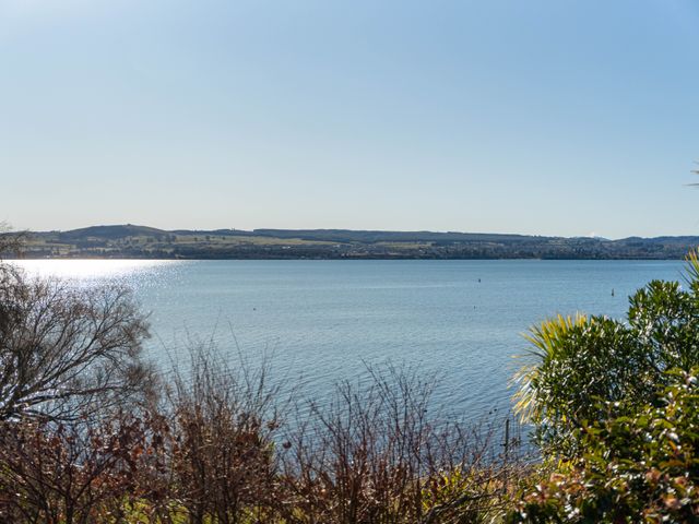 Rainbow Point Yacht Club - Taupo Holiday Home - 1209447 - photo 2