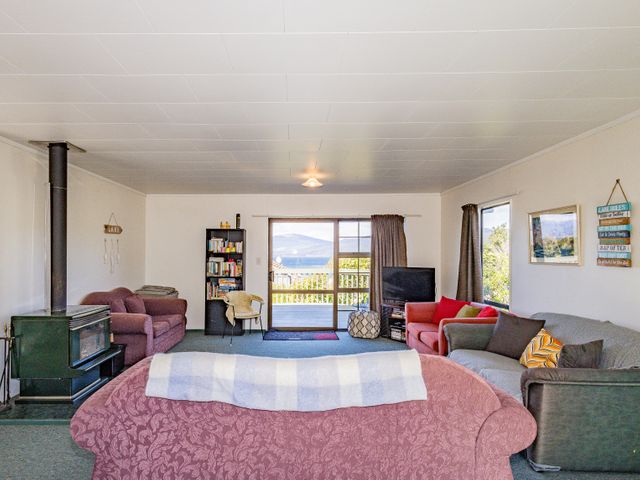 The Cozy Outlook - Kuratau Holiday Home - 1210383 - photo 4
