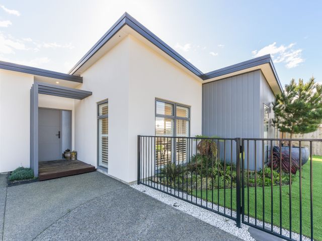 Perfect Stylish - Nelson Holiday Home - 1211005 - photo 3