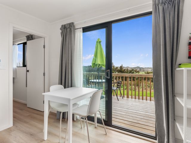 Over the Paddock - Waipu Holiday Home - 1212674 - photo 5