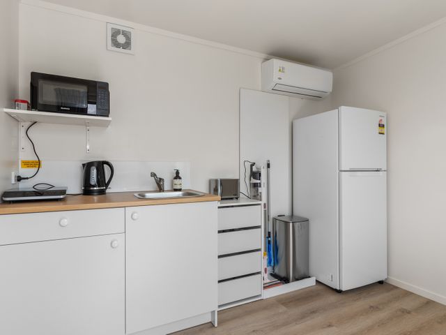 Over the Paddock - Waipu Holiday Home - 1212674 - photo 4