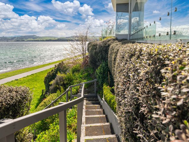 Hampton Cottage by the Lake - Taupo Holiday Home - 1212715 - photo 3