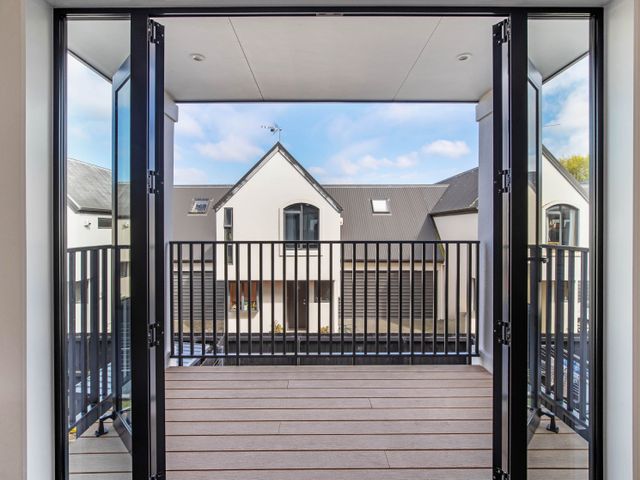 Town House Hàgley Park - Christchurch Holiday Home - 1212781 - photo 2