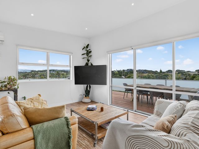 Sunset Vista - Mangawhai Heads Holiday Home - 1212807 - photo 3