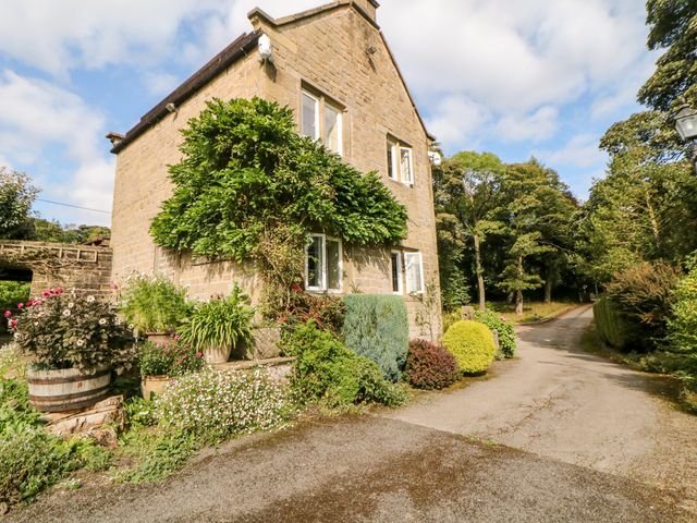 Underbank Hall Cottage, Peak District