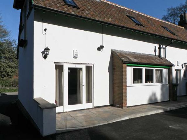 Low Hall Cottages, Scalby