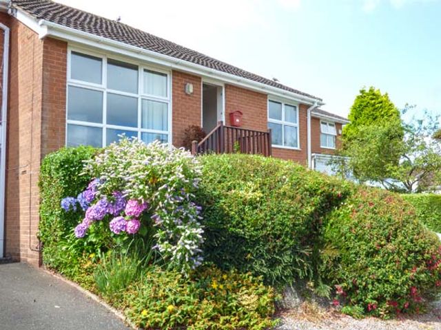 23 Fowey Avenue, Devon