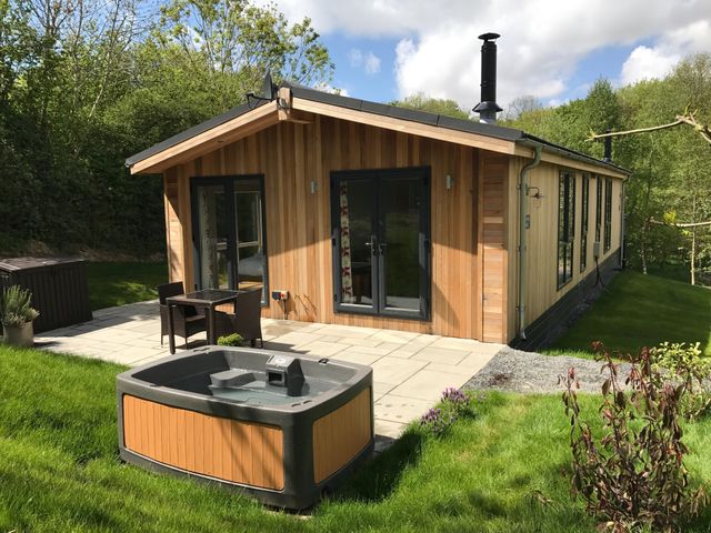 Lodges With Hot Tubs In The Lake District Log Cabins With Hot Tubs Lake District 