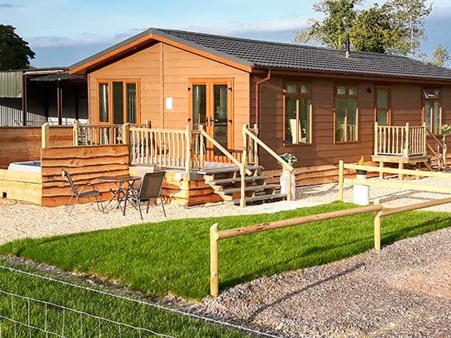 Whitey Top Lodge, Hampshire