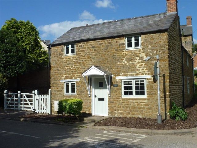 Hollytree Cottage, Oxfordshire
