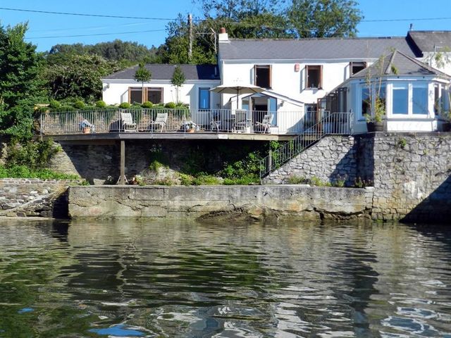 Lion Cottage Truro Halwyn Cornwall Self Catering Holiday