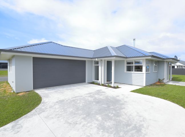 Fiordland Getaway - Te Anau Holiday Home photo 1