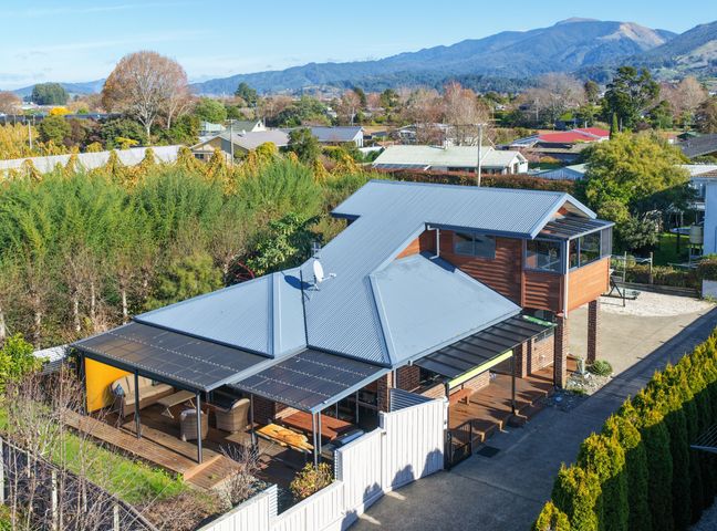 Roy-Al Retreat - Riwaka Holiday Home photo 1