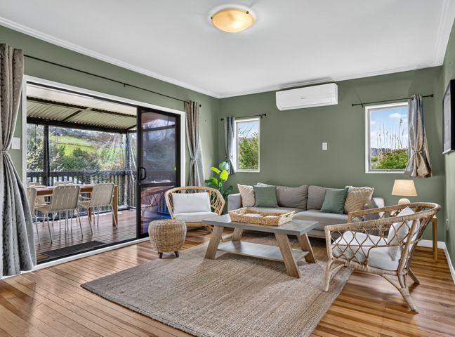 Meadow View Retreat - Mangawhai Heads Holiday Home photo 1