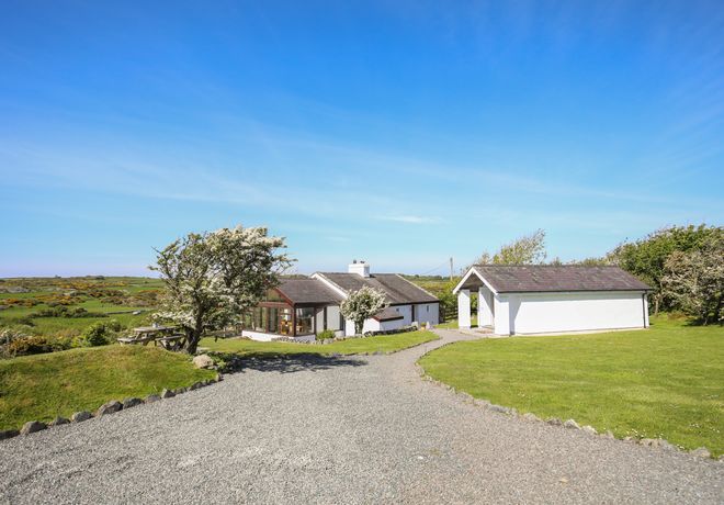 Tymynydd Cottage - Anglesey - 1009088 - thumbnail photo 1