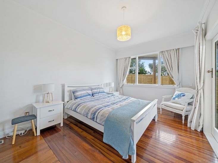 Kapiti Getaway Paraparaumu Beach Rental Bachcare NZ