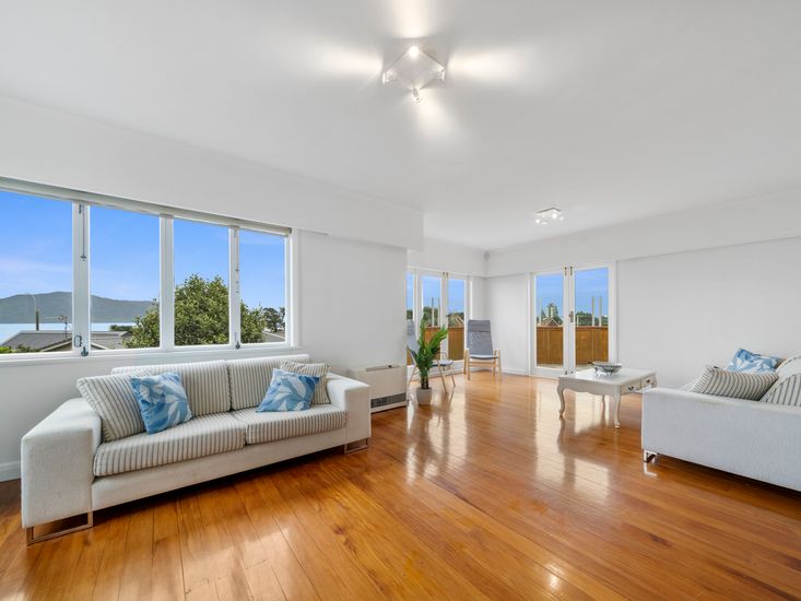 Kapiti Getaway Paraparaumu Beach Rental Bachcare NZ