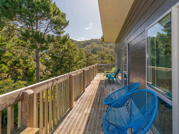 Deck at the Hahei Holiday Home