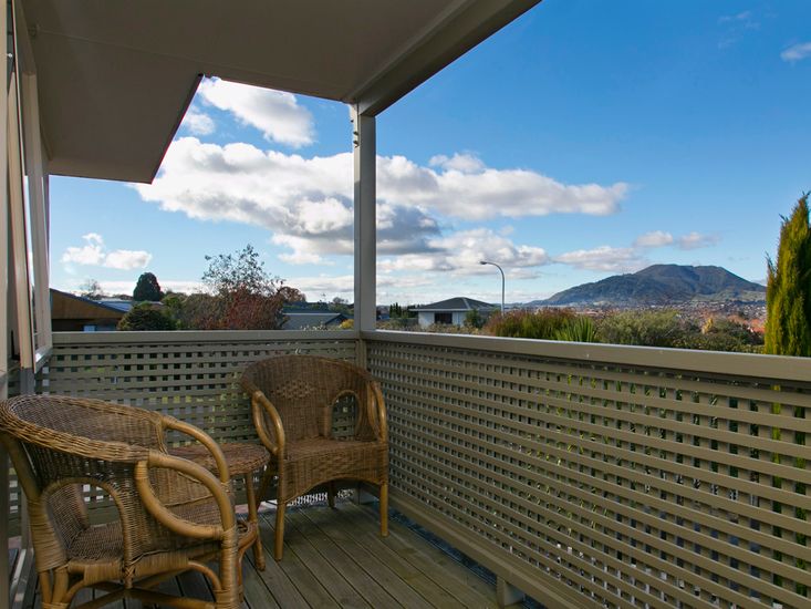 accommodation in lakewood