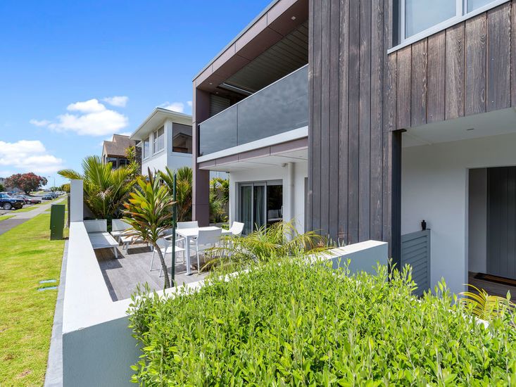 sea view apartment - mount maunganui