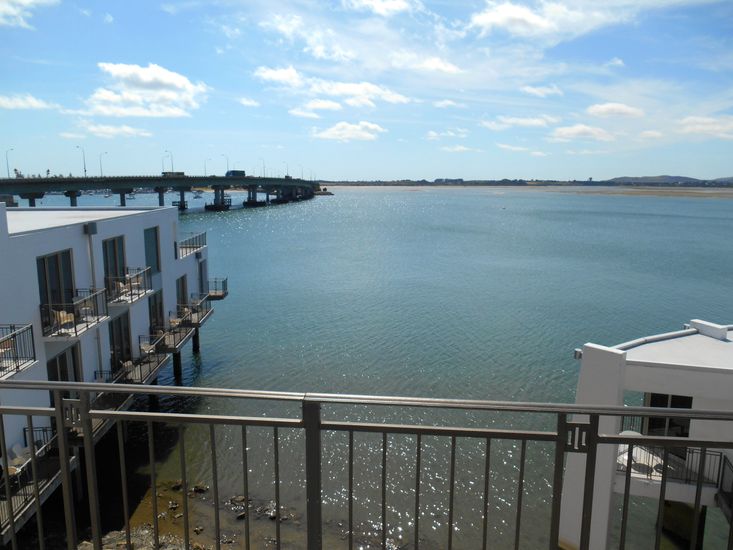 Absolute Waterfront, Tauranga Apartment Bachcare NZ