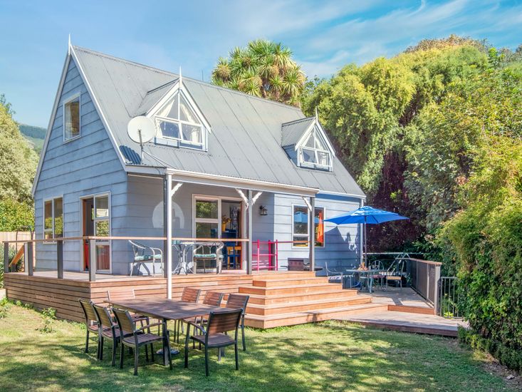 HH Akaroa Akaroa Holiday Home Bachcare NZ