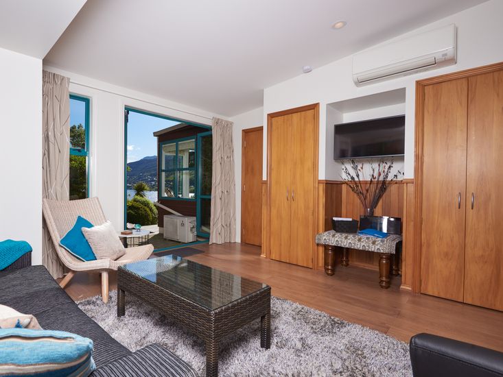 Lake Terrace - Queenstown Holiday Unit - Main Unit