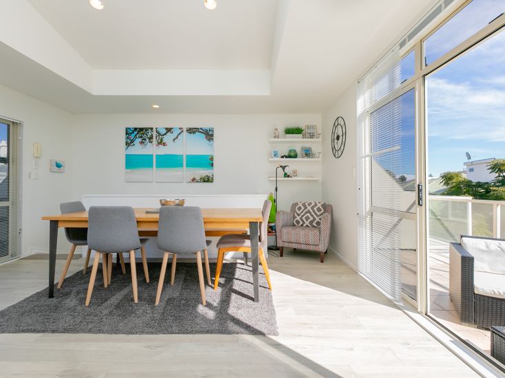 Seaside Marine - Mt Maunganui Holiday Home - Bachcare NZ