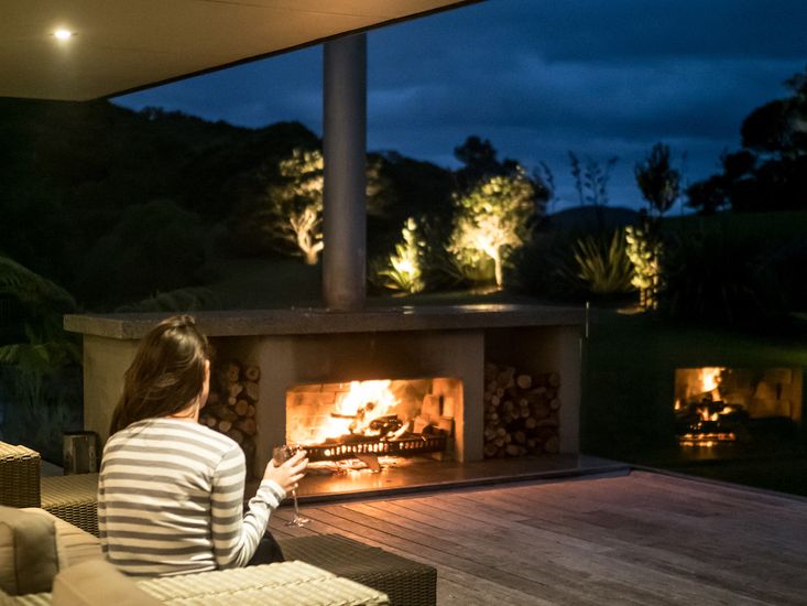 Evenings by the outdoor fireplace