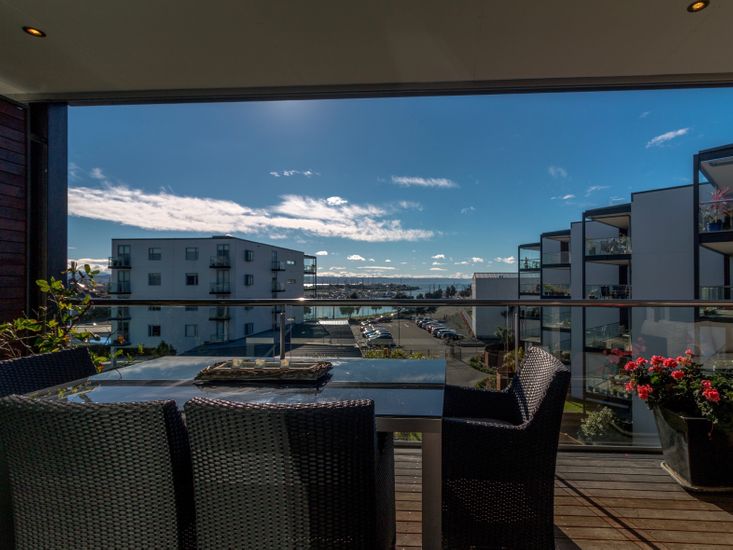 The Quay Napier Ahuriri Apartment Bachcare Nz