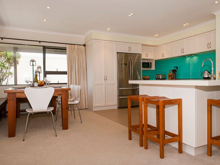 Hahei Sunscape - Hahei Holiday Home - Bachcare NZ Hahei Sunscape - Hahei Holiday Home - Bachcare NZ on Sunscape Outdoor Living id=65855
