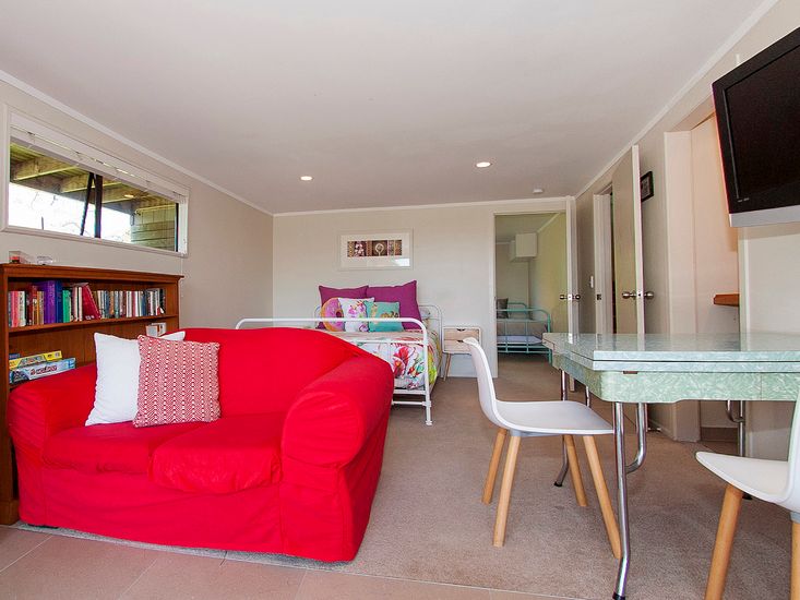 Hahei Sunscape - Hahei Holiday Home - Bachcare NZ Hahei Sunscape - Hahei Holiday Home - Bachcare NZ on Sunscape Outdoor Living id=26747