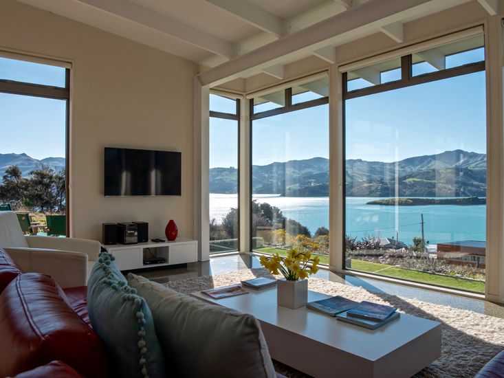 luxury akaroa accommodation