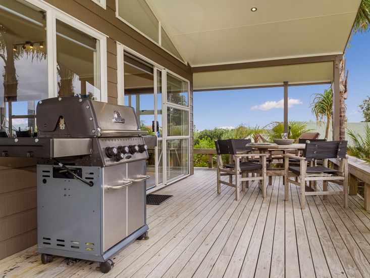 Dedicated outdoor dining and BBQ deck
