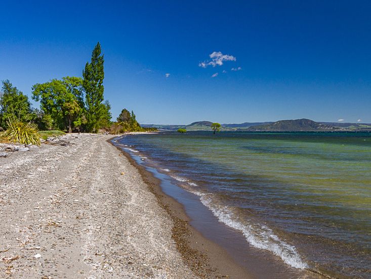 taupo waterfront accommodation