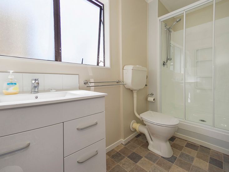 Sandy Doorstep Whangamata Beachfront Holiday Apartment Bachcare NZ