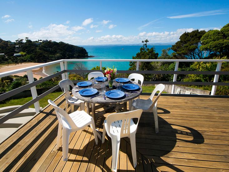 Outdoor dining with stunning views
