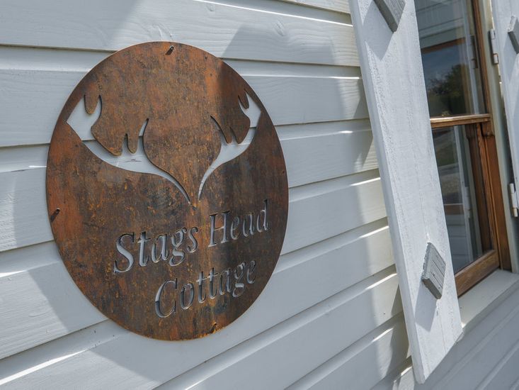Stags Head Cottage - Arrowtown Holiday Home