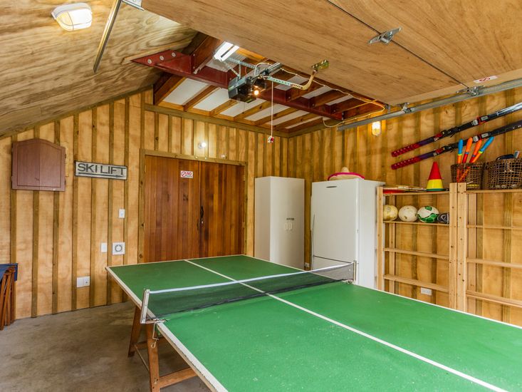 Insulated Garage / Rumpus Room