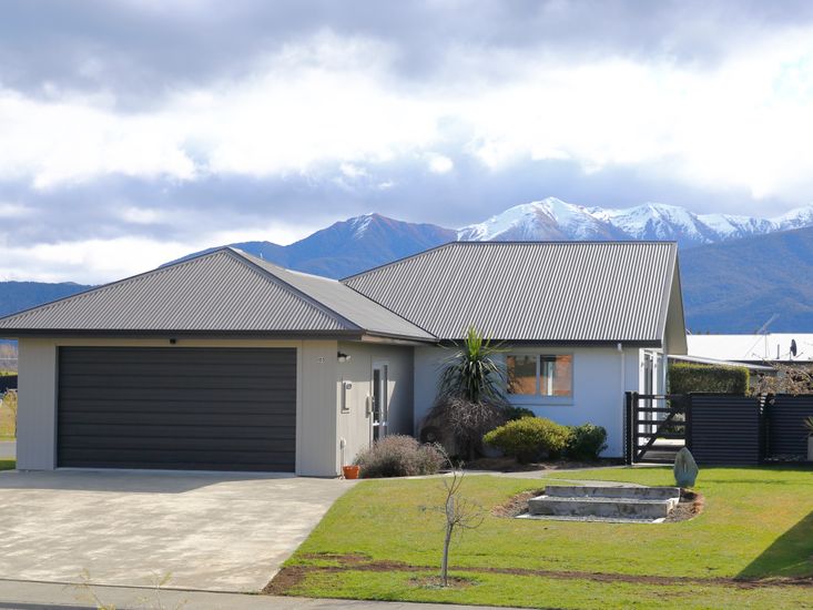 Te Anau & Holiday Homes Bachcare NZ