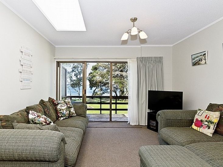 Beachside at Snells Snells Beach Holiday Apartment Bachcare NZ