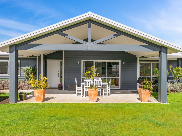The Best In Blue Kinloch Holiday Home Bachcare NZ