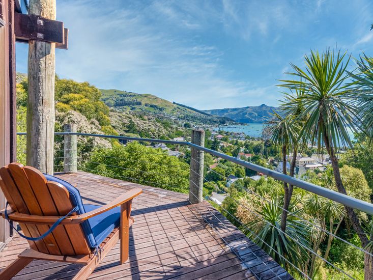 The Tree House Akaroa Holiday Home Bachcare NZ