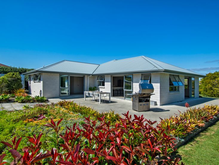 Waipu Cove Accommodation & Holiday Homes - Bachcare NZ